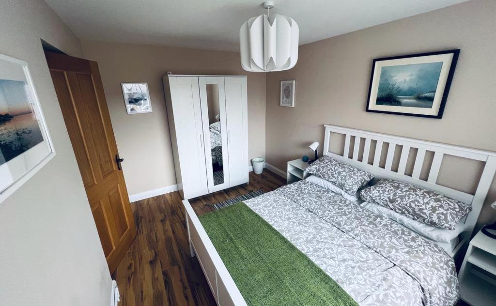 Ferienwohnung Tailte Tra Carnlough Zimmer foto